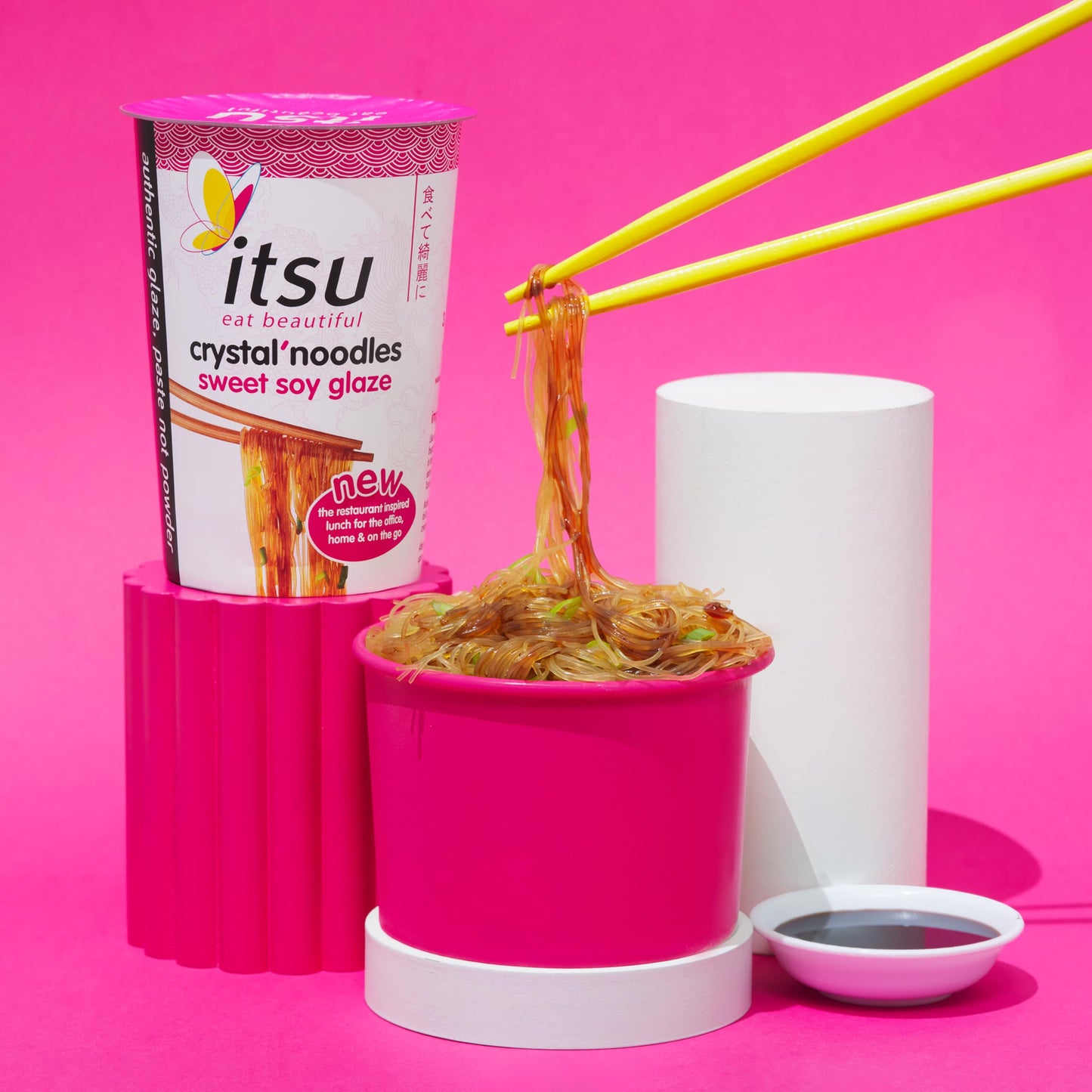 Itsu Chilli Miso Flavour Rice Noodles | Instant Rice Noodles Multipack Cup | 1 Count (Pack of 6) | Gluten - Free